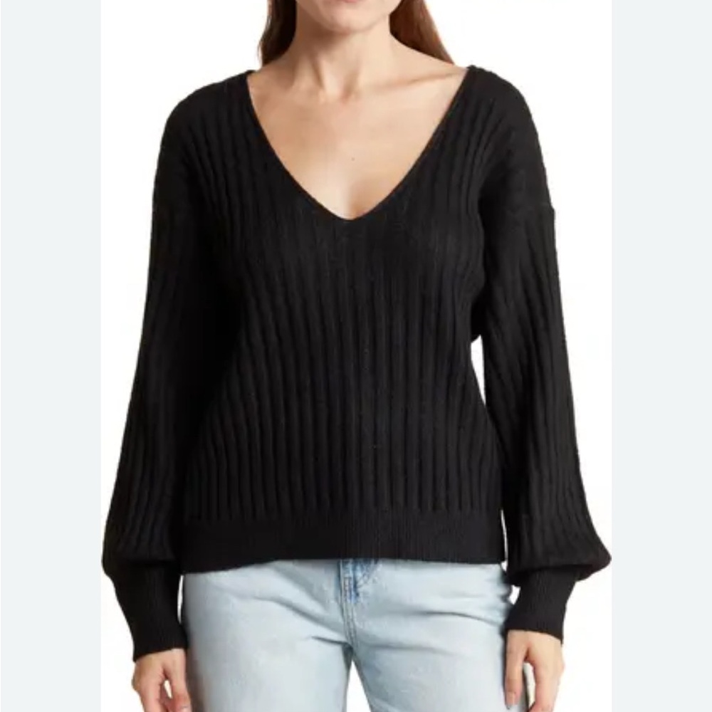 Melrose and Market Black V-Neck Sweater